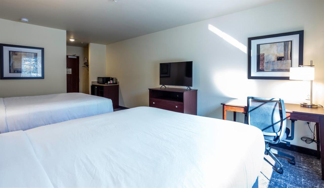 Cobblestone Inn & Suites - Brookville Exteriér fotografie