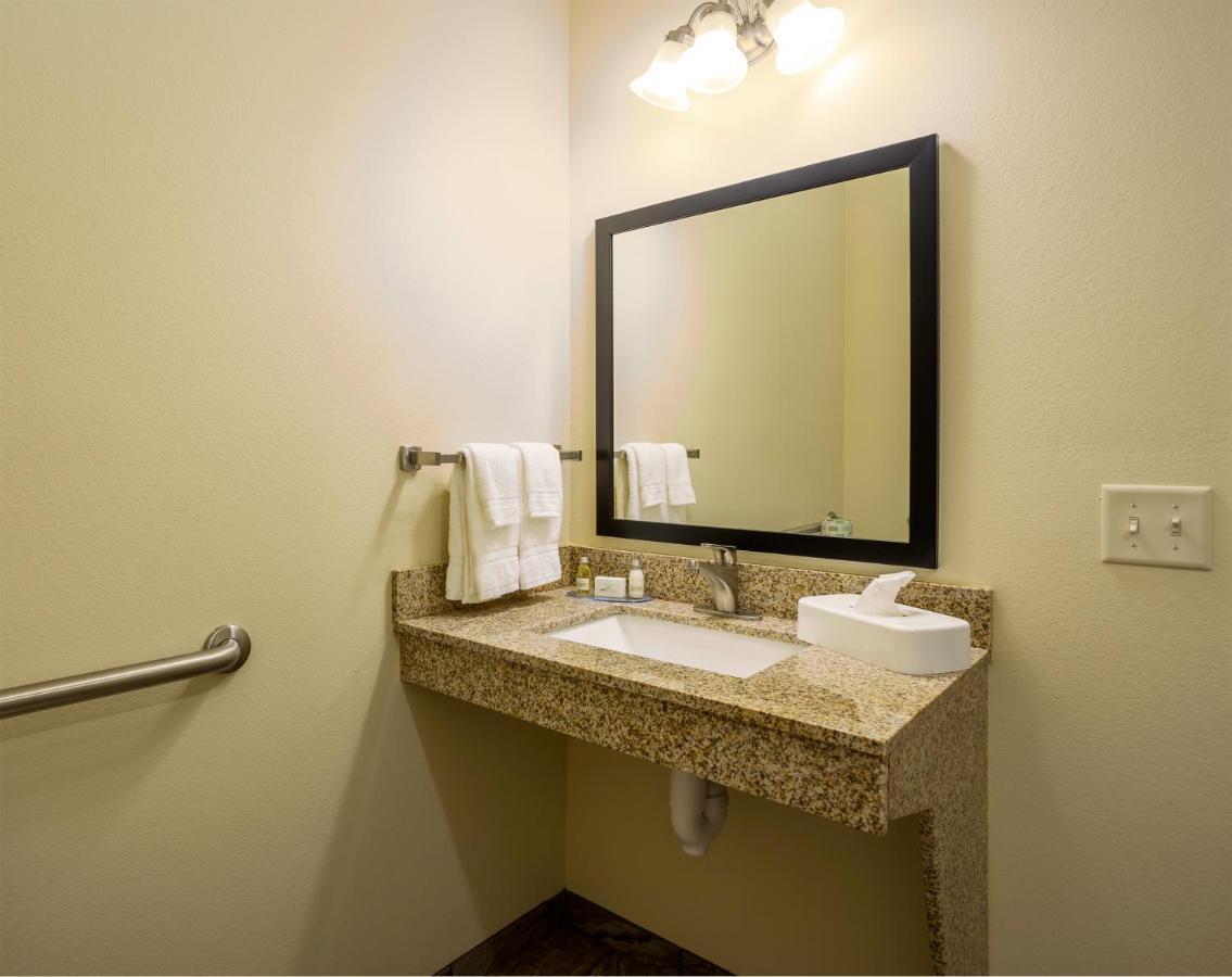 Cobblestone Inn & Suites - Brookville Exteriér fotografie